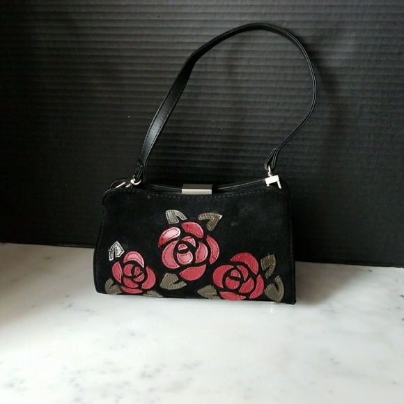 COPY - KENNETH COLE PILL BOX PURSE!!!👄😎 - Picture 5 of 5